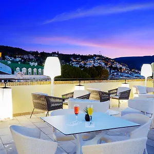 Hotell Eurostars Puerta Real, Granada
