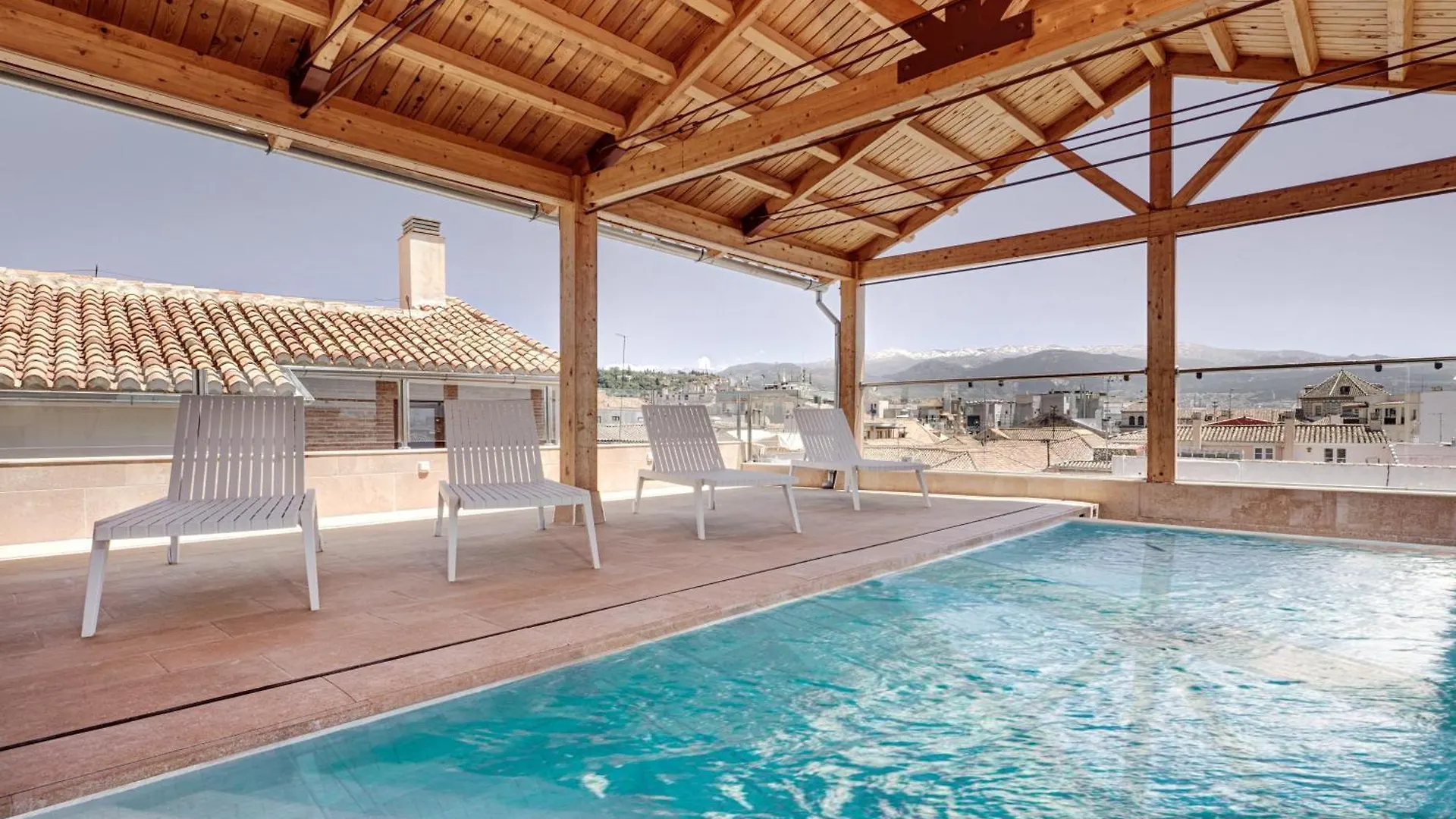 Sercotel Granada Suites